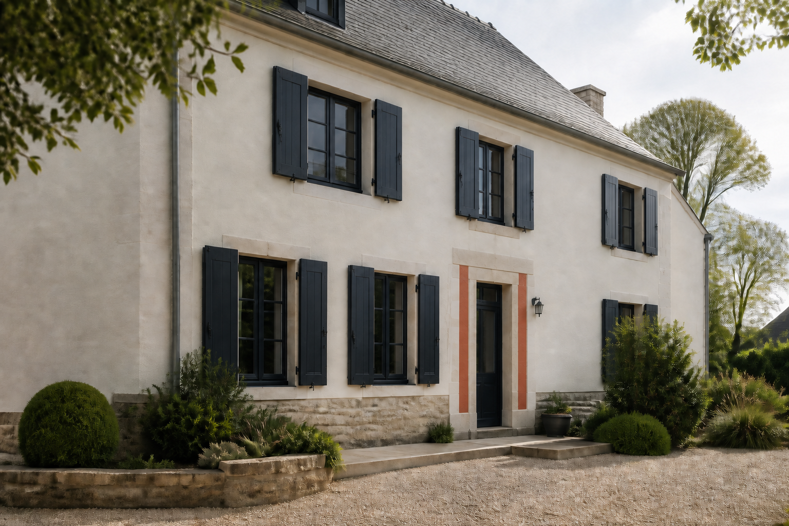 Façade normande rénovée par BAT14